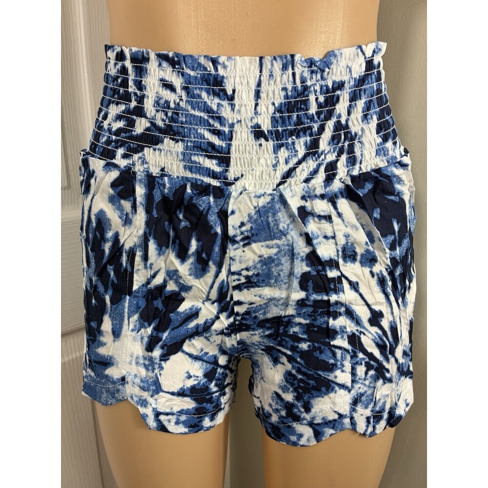 Shorts Women's Small Blue White Scalloped Elastic Waist Boho